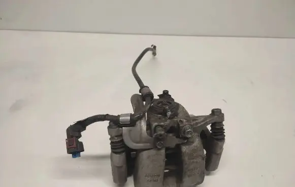 Tesla Model 3 Rear brake caliper 33520 A130133520