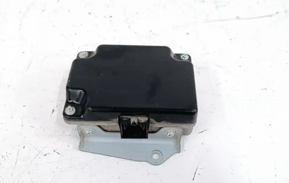 Chrysler Town u0026 Country V Voltage converter/converter module 56029692AA