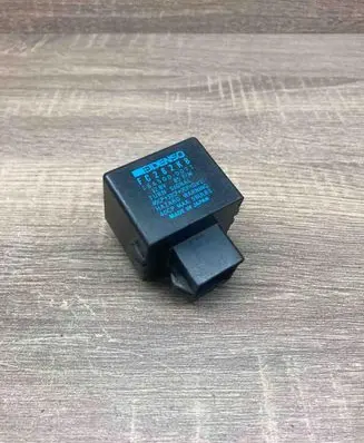 Toyota Carina T190 Other relay 1665000071 FC262KB