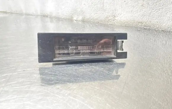 Opel Insignia A Number plate light 13251936