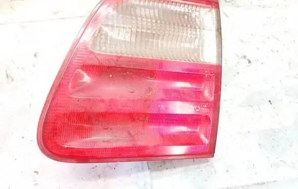 Mercedes-Benz E W210 Tailgate rear/tail lights a2108206064 324502