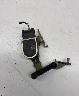 BMW 7 F01 F02 F03 F04 Headlight/headlamp level sensor 6784072 37146784072