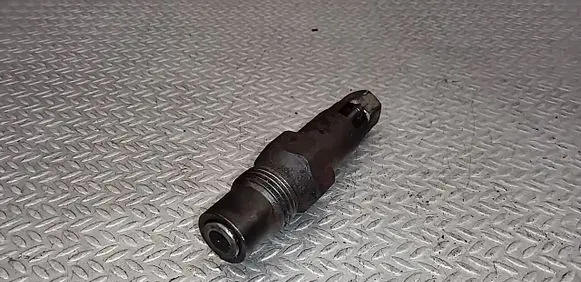 Ford Mondeo MK II Fuel injector LCR6705301E