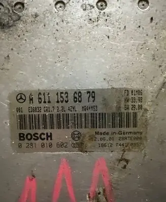 Mercedes-Benz Vito Viano W638 Engine control unit/module A6111536879 0281010802