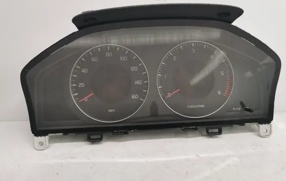 Volvo V70 Speedometer (instrument cluster) 0089289