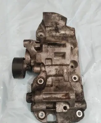 BMW 5 F10 F11 Generator/alternator bracket 8506863