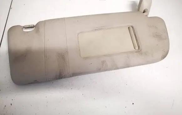 Sun visor