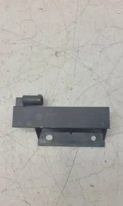 Dodge Durango Aerial antenna amplifier 68068148AA P68068148AA