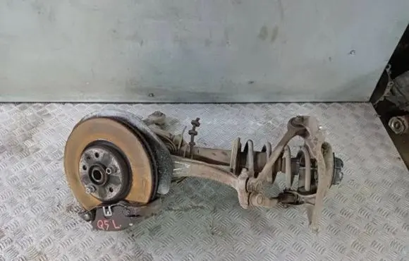 Audi Q5 SQ5 Front wheel hub spindle knuckle 8K0407241AB 24118105450 181111