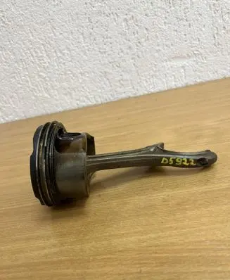 BMW 5 F10 F11 Piston 089203 D5922