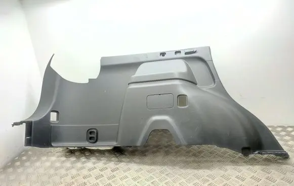 Trunk/boot lower side trim panel