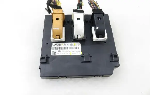 Skoda Octavia Mk2 (1Z) Comfort/convenience module 5DK00965608 1K0937086N