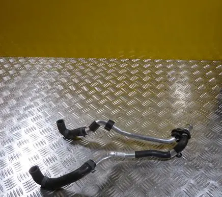 Volkswagen Touareg II Engine coolant pipe/hose 7P0819857E