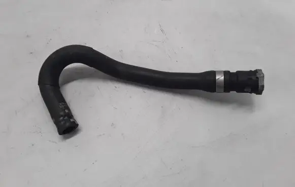 Volvo C70 Engine coolant pipe/hose