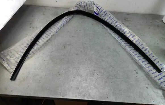 Volvo S80 Intercooler air guide/duct channel 30796907 30779682