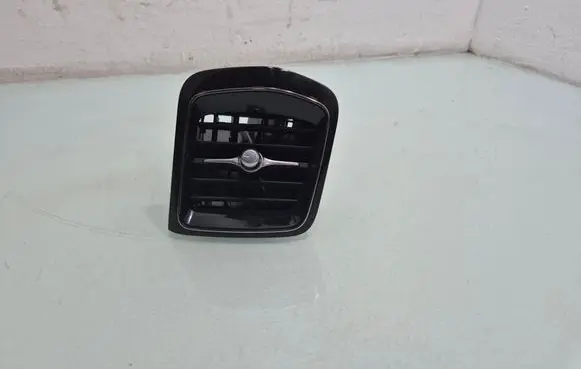 Volvo S60 Dashboard side air vent grill/cover trim 