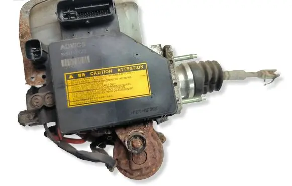 Toyota FJ cruiser Brake booster 
