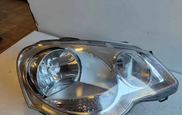 Volkswagen Cross Polo Headlight/headlamp 44111a8r
