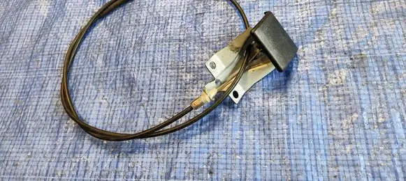 Infiniti FX Engine bonnet/hood lock release cable 