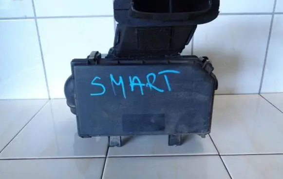 Smart ForTwo I Air filter box cover 0003581V004