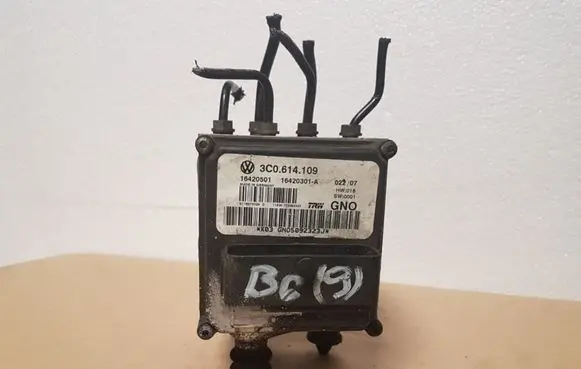 Volkswagen PASSAT B6 ABS Pump 3C0614109 16420501 16420301