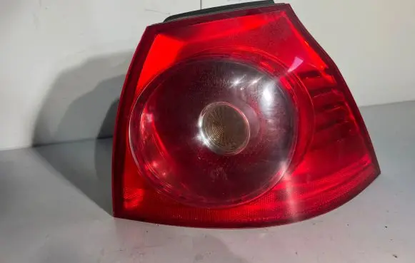 Volkswagen Golf V Rear/tail lights 1K6945096G 89031823