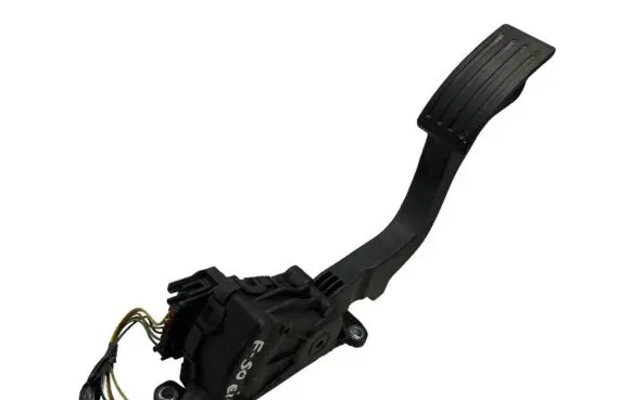 Ford Focus Accelerator throttle pedal 4M519F836AJ 6PV00864162