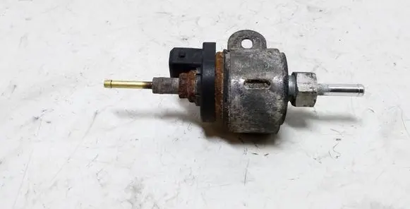 Toyota Yaris Webasto auxiliary heater fuel pump 