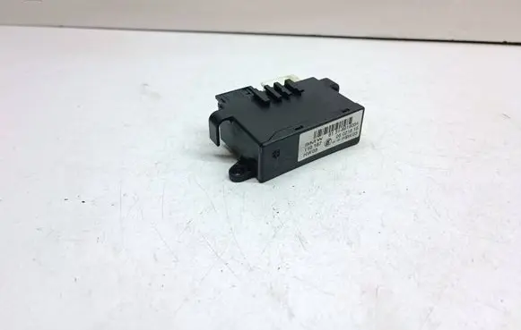 BMW 3 E46 Wing mirror control module 6916054 61316916054