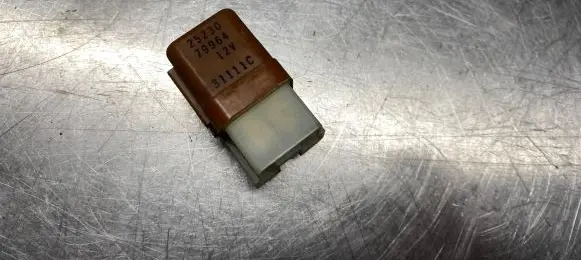 Nissan Almera Tino Other relay 25230 79964
