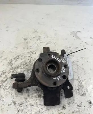 Opel Astra H Front wheel hub