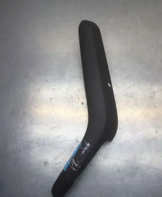Audi A4 S4 B7 8E 8H Rear door handle trim 8E0867374