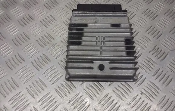 Ford Mondeo Mk III Engine control unit/module 4S7112A650