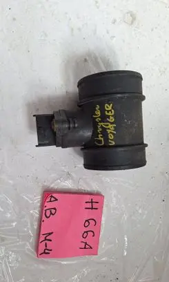 Chrysler Voyager Mass air flow meter 0281002451