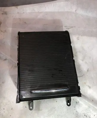 Volkswagen PASSAT B6 Cup holder 3C0858329A