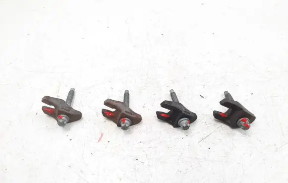 Ford Galaxy Fuel Injector clamp holder