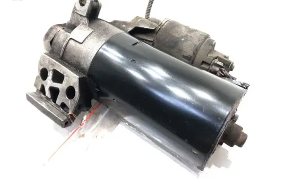 BMW 5 E60 E61 Starter motor 7802508