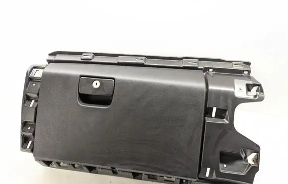 Chevrolet Tahoe Glove box set 86821704