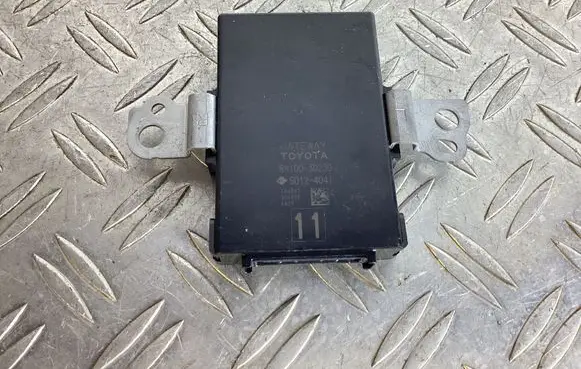 Lexus GS 250 350 300H 450H Gateway control module 8910030230 50124041