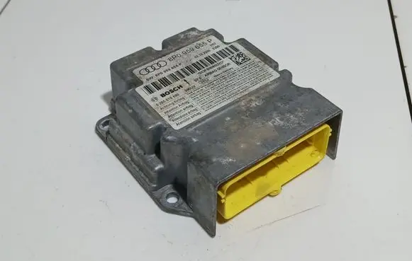 Audi A3 S3 8P Airbag control unit/module 8P0959655P 0285010680