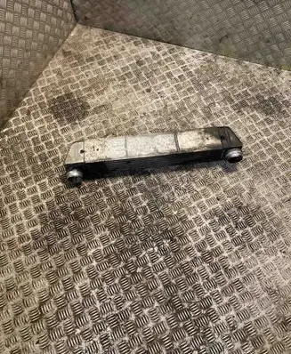 BMW 5 E60 E61 Intercooler radiator 7795823