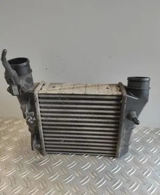 Seat Exeo (3R) Intercooler radiator 8E0145805AA