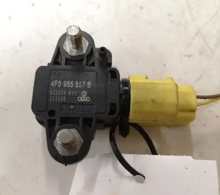 Audi A6 S6 C6 4F Airbag deployment crash/impact sensor 4F0955557B 022320611