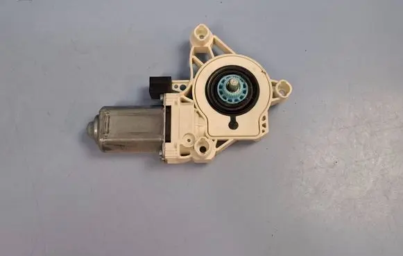 Audi A6 S6 C8 4K Front door window regulator motor 4K0959801
