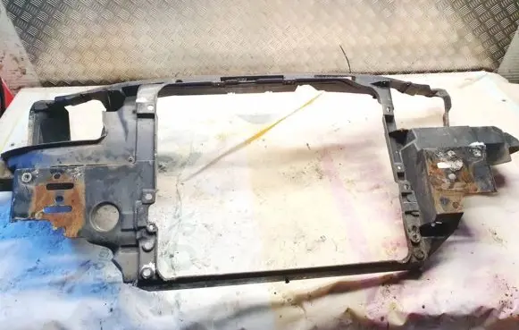Seat Alhambra (Mk1) Radiator support slam panel