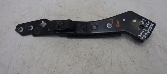 Renault Megane III Fender mounting bracket 6251306E