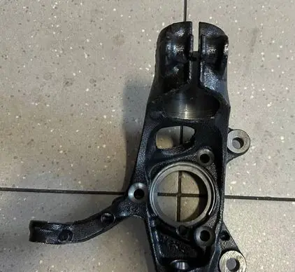 Volkswagen Caddy Front wheel hub spindle knuckle 5R3255A
