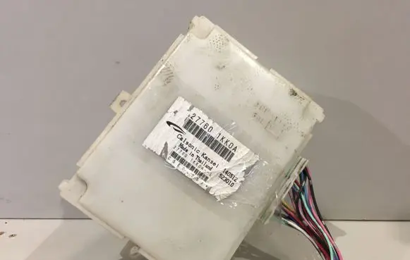 Nissan Juke I F15 Air conditioning/heating control unit 277601KKOA 140512 523010