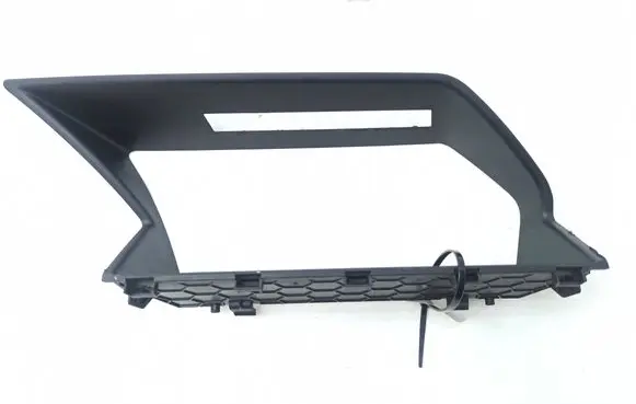 Mercedes-Benz GLK (X204) Radio/GPS head unit trim A2046801989 2046801989