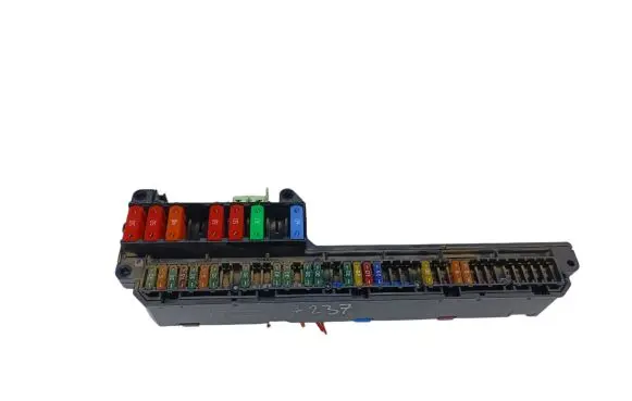 BMW 5 E60 E61 Fuse module 6114695733001
